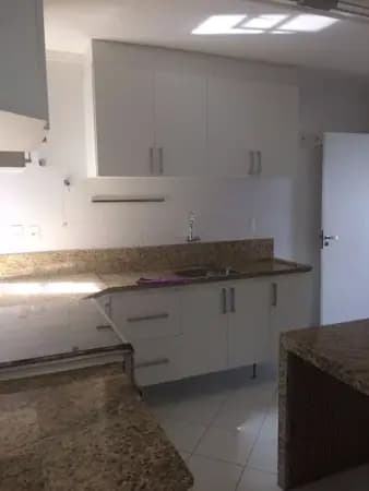 Apartamento à venda no bairro Candeal em Salvador/BA