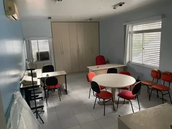 Garagem à venda no bairro Itaigara em Salvador/BA