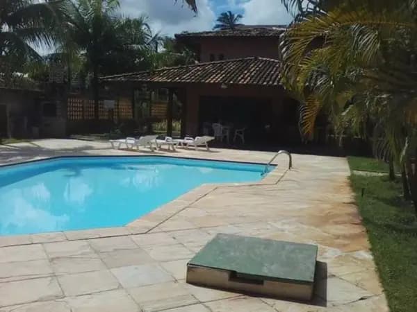 Casa à venda no bairro Patamares em Salvador/BA