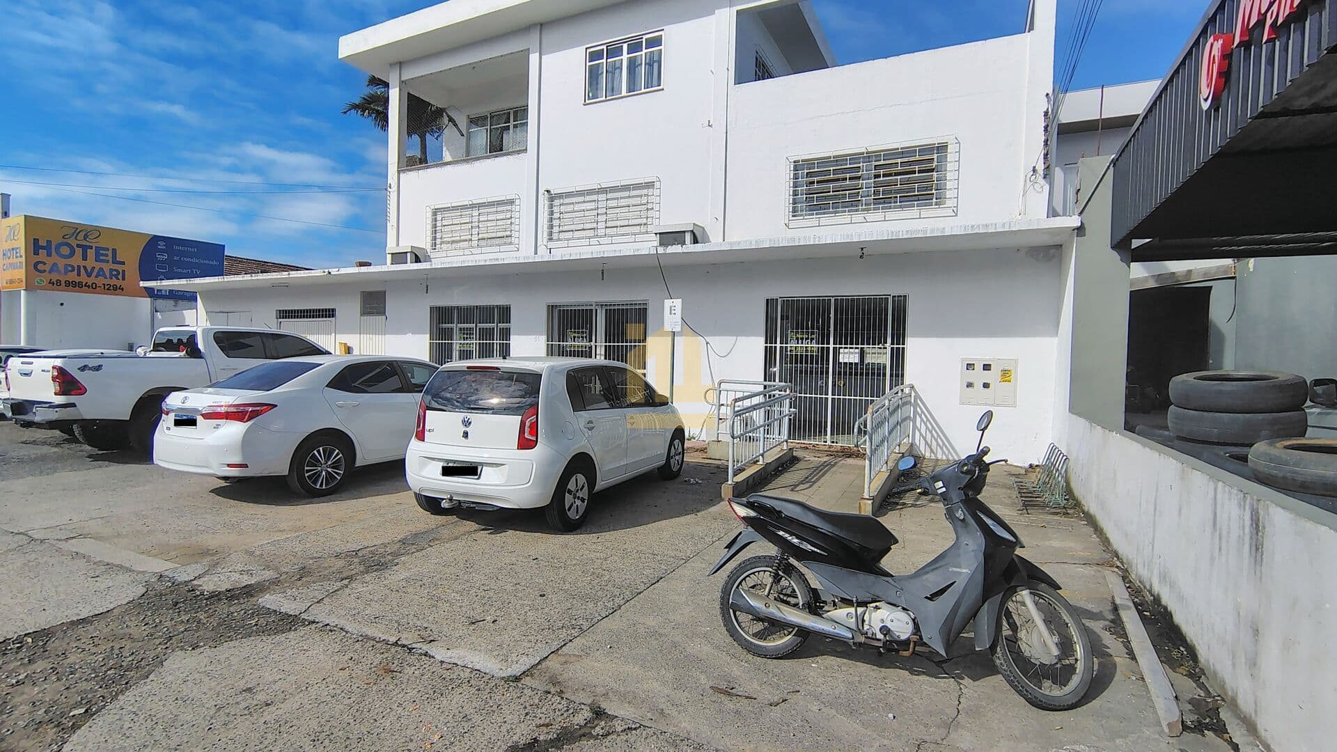 Sala/Conjunto em Capivari de Baixo - Centro