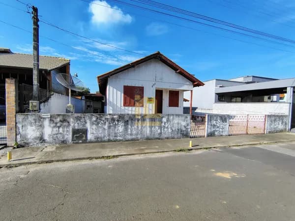Casa Madeira em Centro, Capivari de Baixo/SC