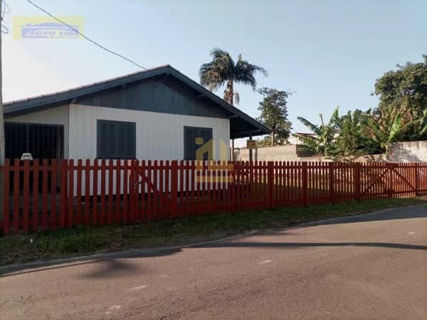 Casa Mista para Aluguel em Centro Capivari de Baixo-SC