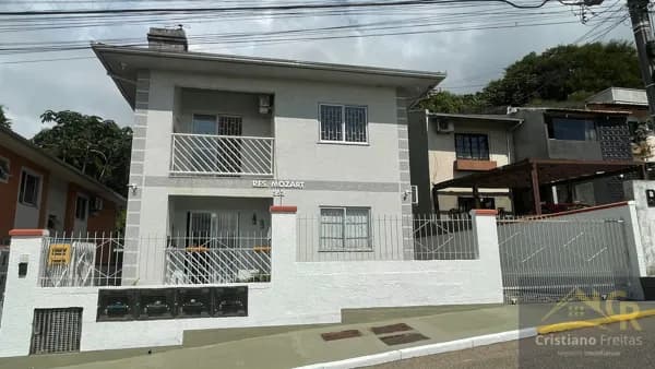 Apartamento com 2 dormitórios no Bairro Ipiranga - São José