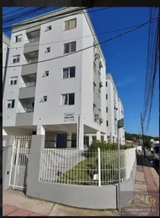 Apartamento 2 dormitórios semi-mobiliado no bairro Potecas em São José / SC