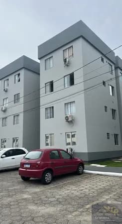 Apartamento 2 dormitórios localizado no bairro Sertão do Maruim em São José.