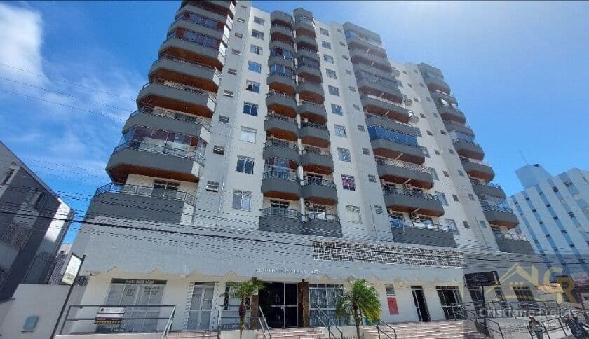 Apartamento 3 dormitórios sendo 1 suíte com hidromassagem no bairro Kobrasol em São José