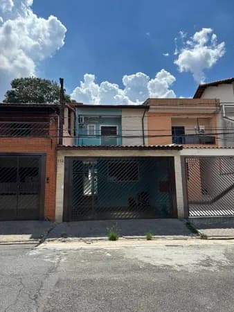 Sobrado com 3 dormitórios à venda, 200 m² por R$ 830.000,00 - Itaquera - São Paulo/SP