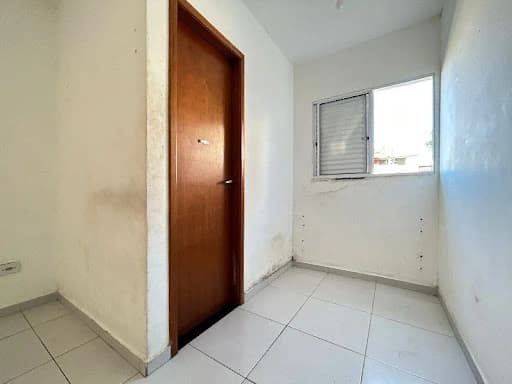 Sobrado com 3 dormitórios à venda por R$ 370.000,00 - Vila Carmosina - São Paulo/SP