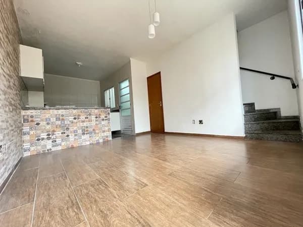 Sobrado com 2 dormitórios à venda, 70 m² por R$ 369.000,00 - Itaquera - São Paulo/SP