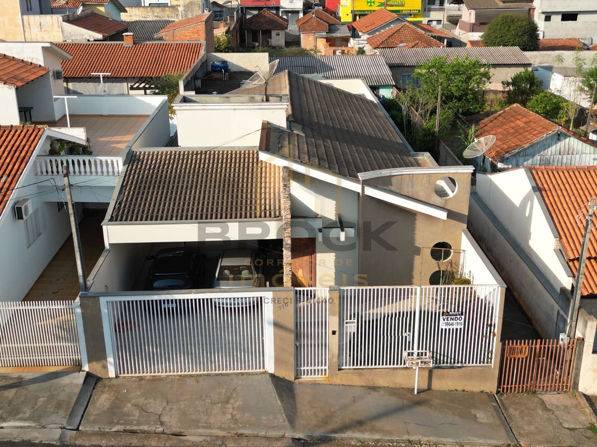 CASA DE ALTO PADRÃO COM 4 DORMITÓRIOS EM LOTE DE 381 M² EMEXCELENTE BAIRRO - VILA SÃO JOSÉ