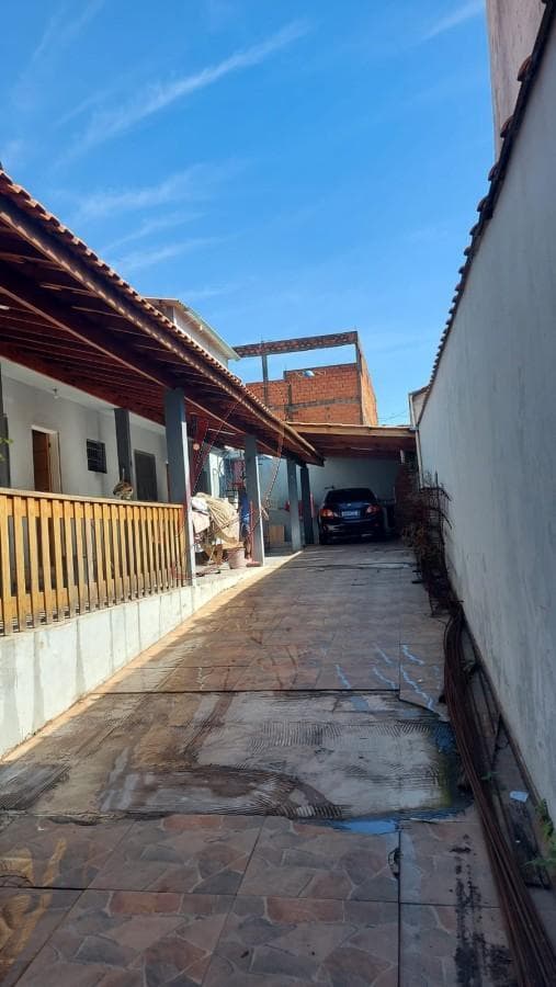 Casa à venda no bairro Jardim Terras de Santo Antônio em Hortolândia/SP