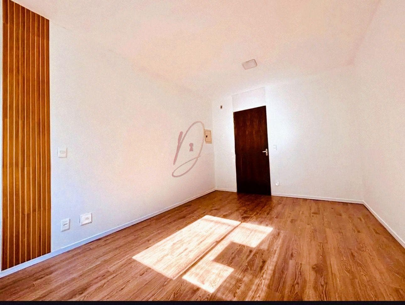 Apartamento à venda no bairro Vila Manoel Ferreira em Campinas/SP