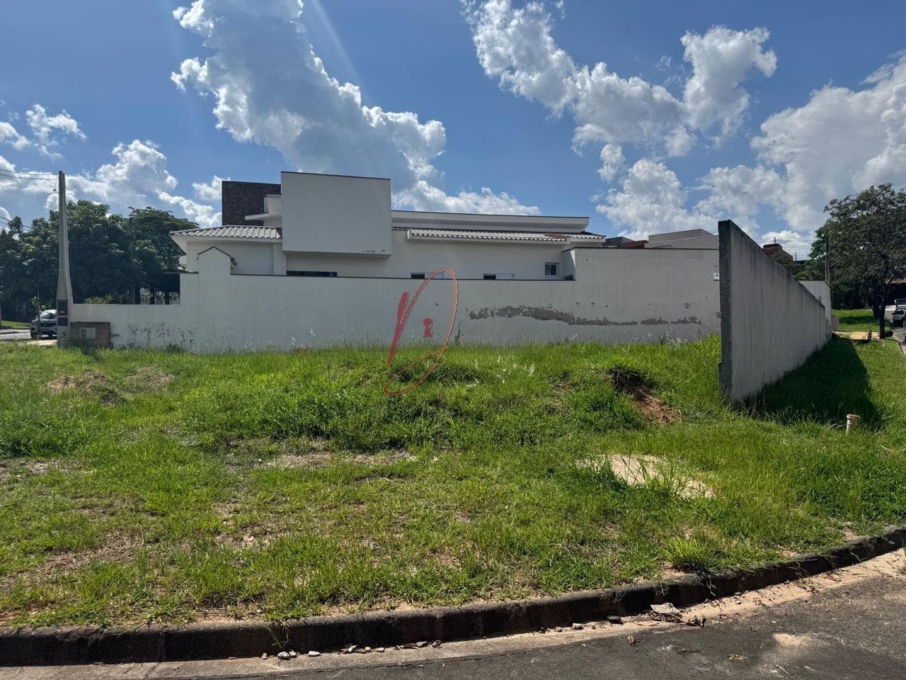 Terreno à venda no bairro Jardim Itapoan em Monte Mor/SP