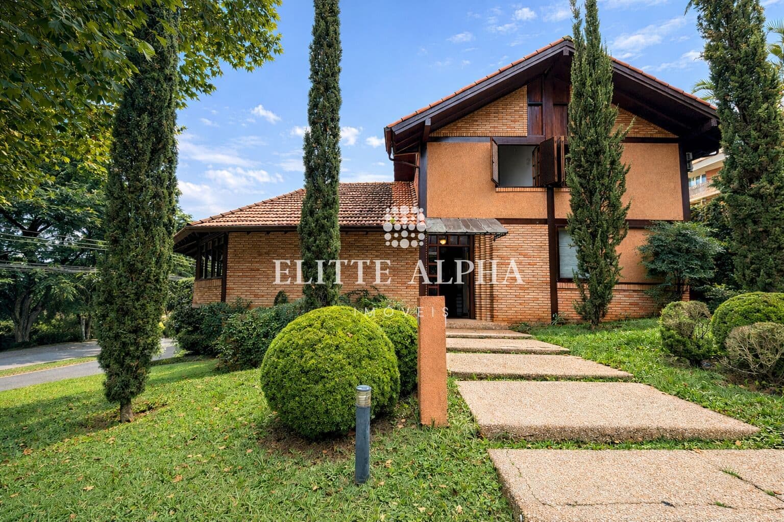 🏡 Casa à venda no Residencial 1 Alphaville