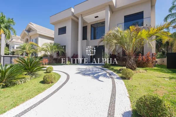 Casa Exclusiva à Venda no Tamboré 3 - Alphaville