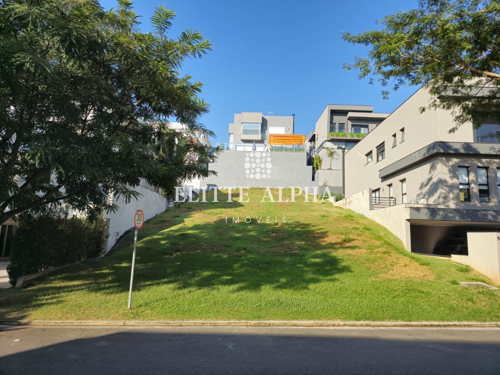Terreno à Venda no Residencial Burle Marx com Projeto Aprovado