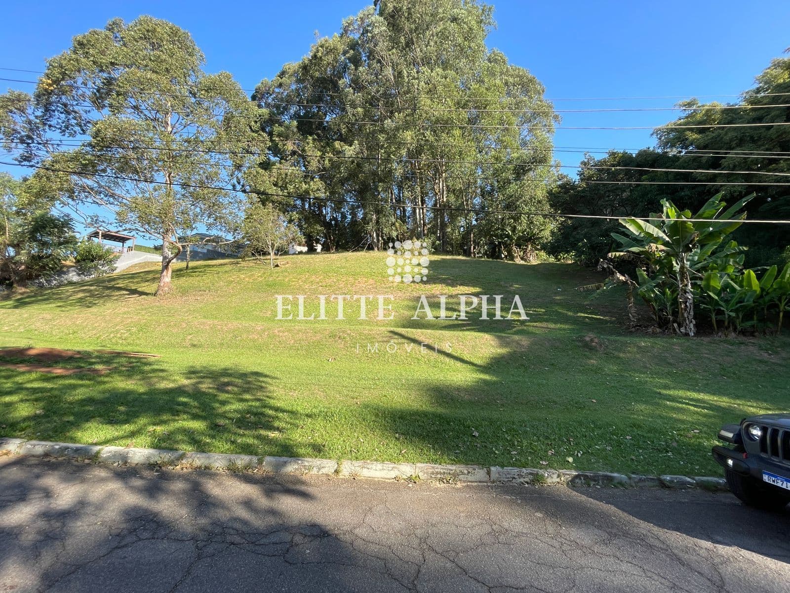 🏡 Terreno à Venda – Tamboré 1