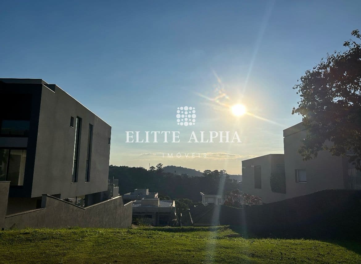 🏡 Terreno Exclusivo no Gênesis II – Vista Permanente e Pôr do Sol Deslumbrante!