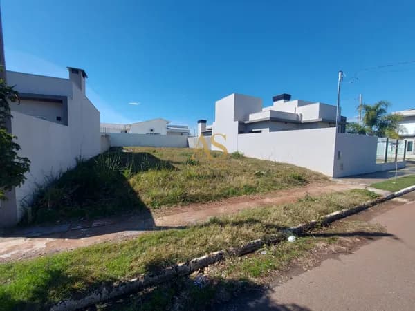 Lote/Terreno em Carazinho - Loeff