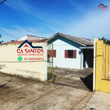 Casa em Conjunto Habitacional Violim, Londrina/PR