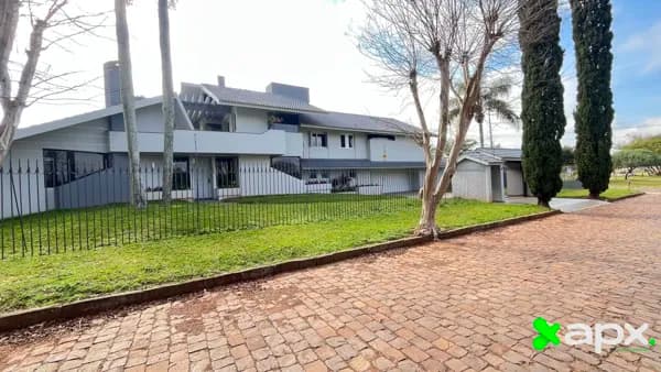 Casa Alto Padrão no Bairro Loeff, Carazinho/RS