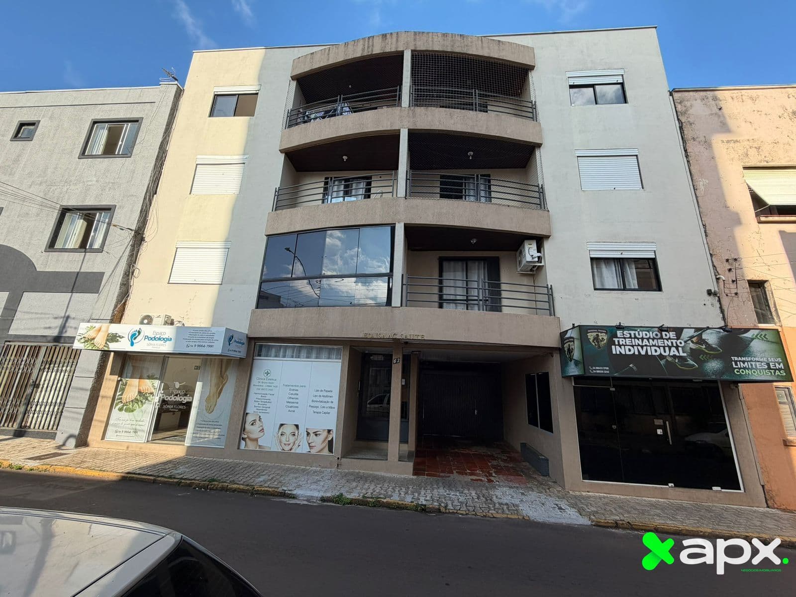 🏢 Apartamento à venda no Centro!