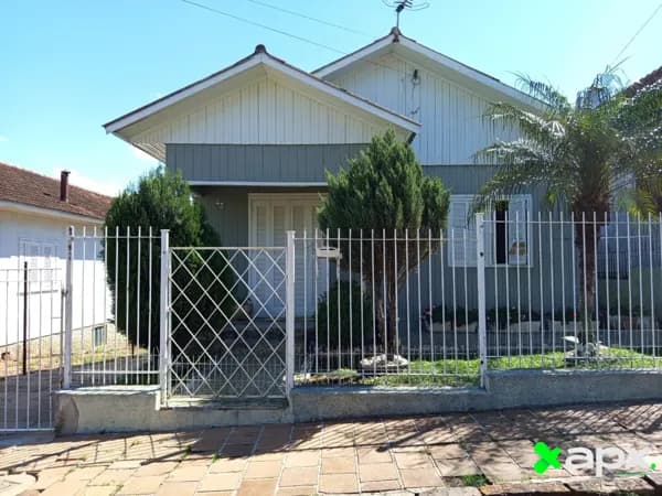 🏡 Casa à venda – Bairro Centro!