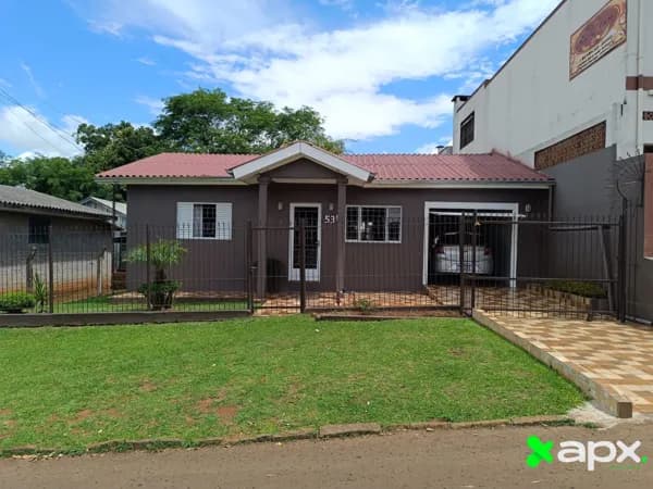 Oportunidade Única - Duas Casas no mesmo Terreno