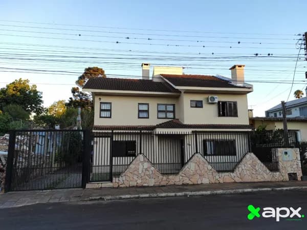 Casa em Carazinho - Centro