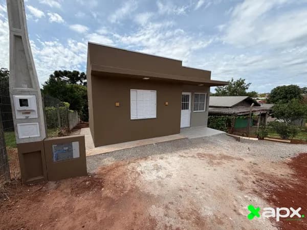 Casa à venda – pronta para morar!