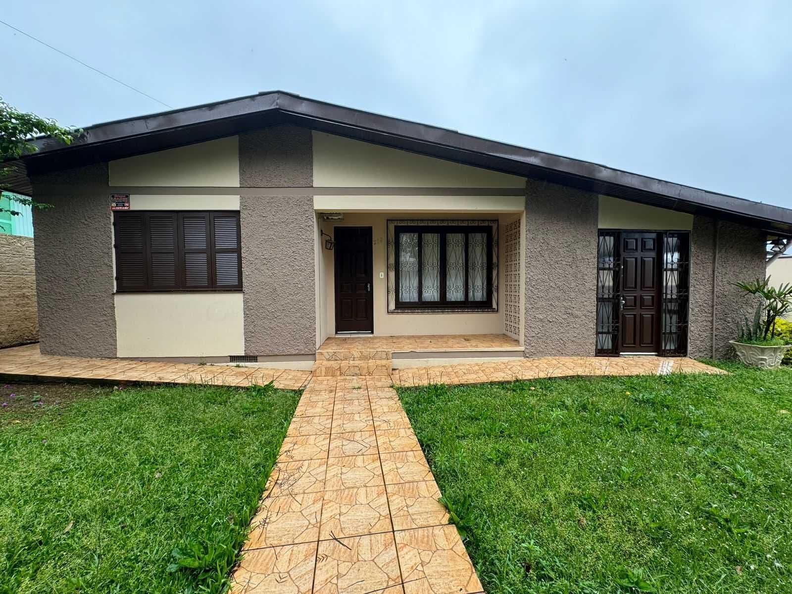 Casa em Carazinho - Operária