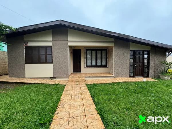 Casa em Carazinho - Operária