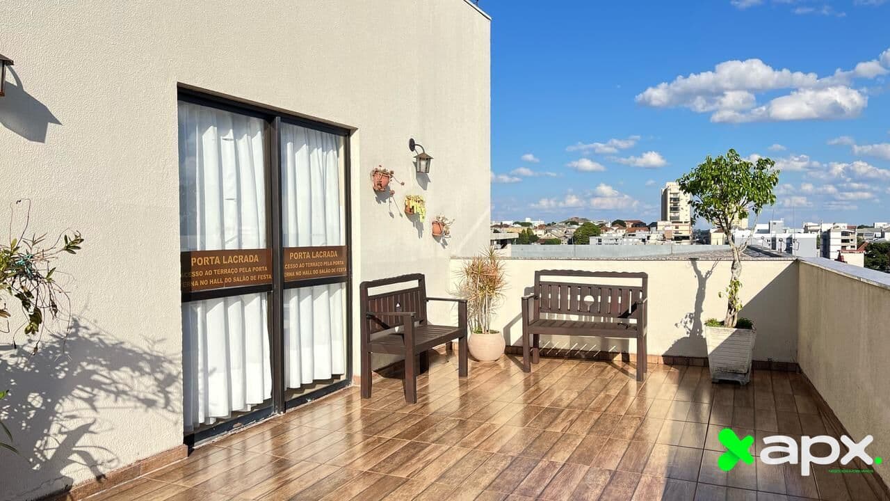 Apartamento na Avenida Pátria