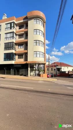 Apartamento na Avenida Pátria