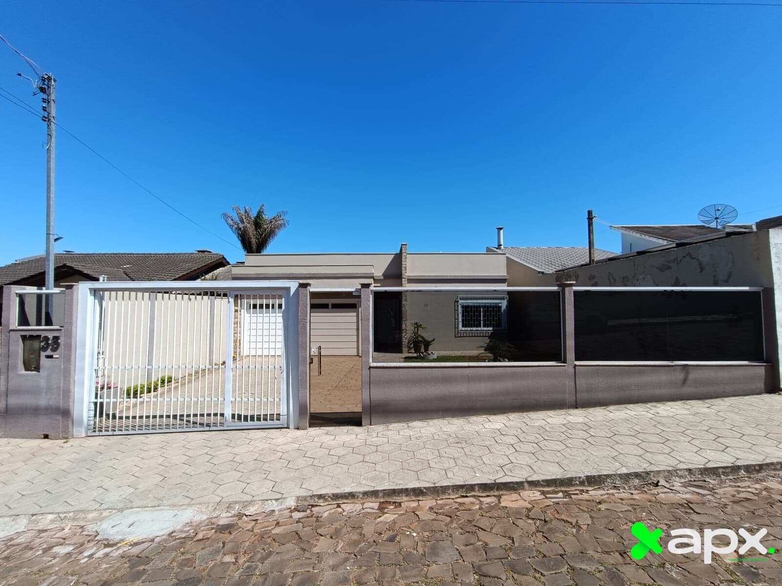 Casa à Venda com EXCLUSIVIDADE APX