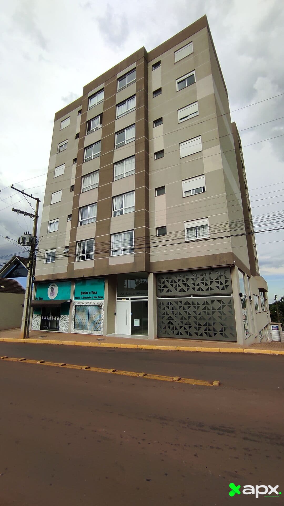 Apartamento 2 dormitórios com suíte