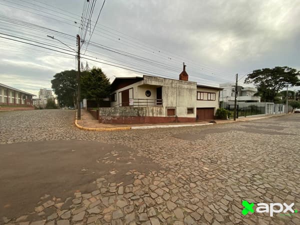 Casa à venda em Carazinho/RS