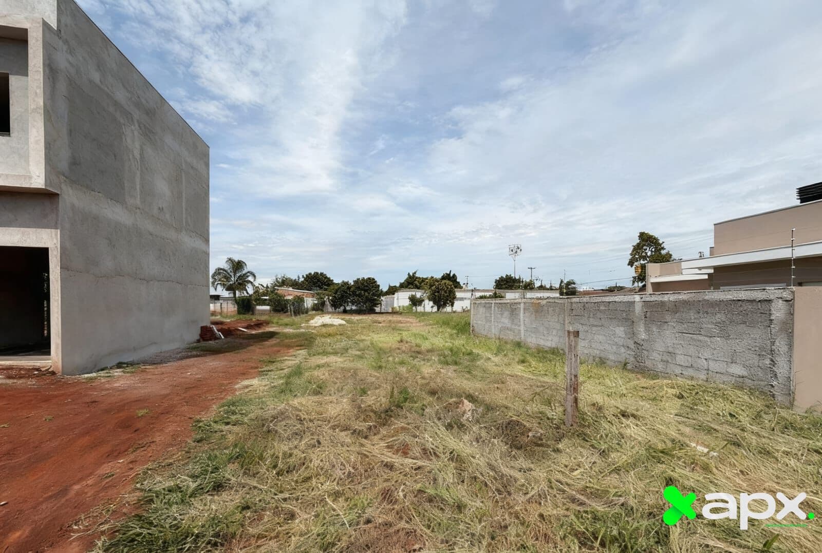 🏡 Terreno à venda – Bairro Santo Antônio