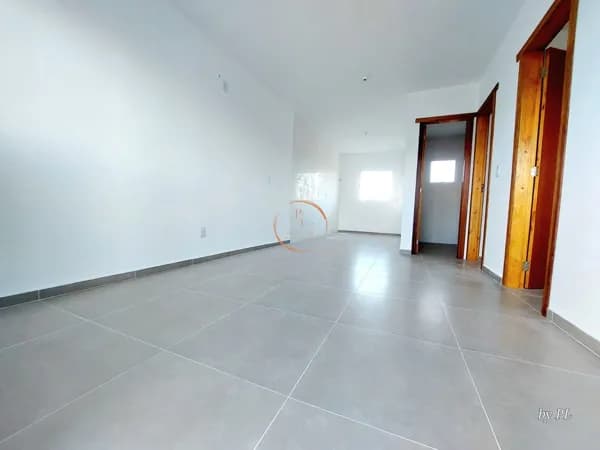 🏡✨ Encante-se com esta charmosa casa térrea na Zona Sul de Porto Alegre!
