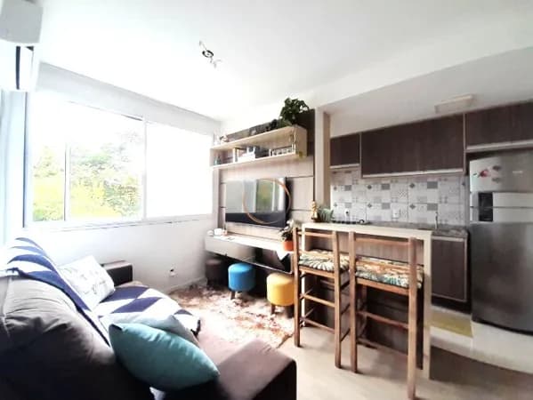 🏡✨ Lindo Apartamento Reformado | 2 Dormitórios com Sol da Tarde ☀️🌿