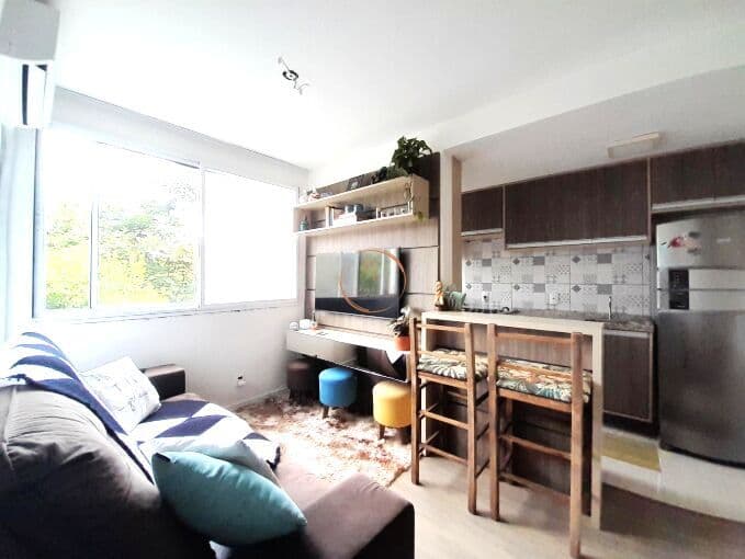 🏡✨ Lindo Apartamento Reformado | 2 Dormitórios com Sol da Tarde ☀️🌿