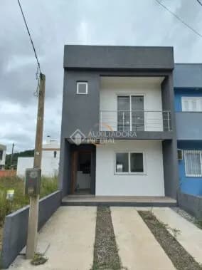 🏡✨ No Coração da Hípica | Sobrado Completo ao Lado do Novo Zaffari