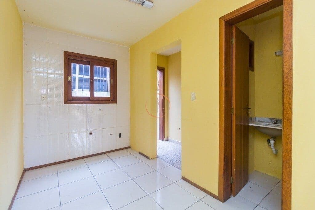 Casa em Condomínio com 2 quartos e 81m² à venda em Aberta dos Morros, Porto Alegre.
