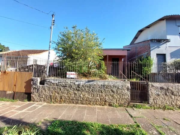 🏡✨ Excelente Casa Regularizada à Venda no Bairro Tristeza – Porto Alegre!