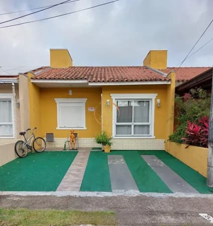 🏡 Casa 2 dormitórios com 2 vagas de garagem!