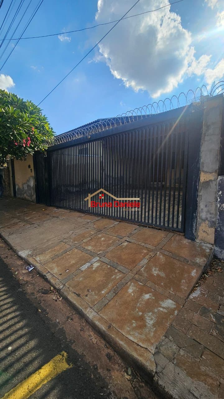 Casa em São José do Rio Preto - Alto Rio Preto