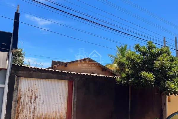 Casa Padrão / Terreno (para investimento)