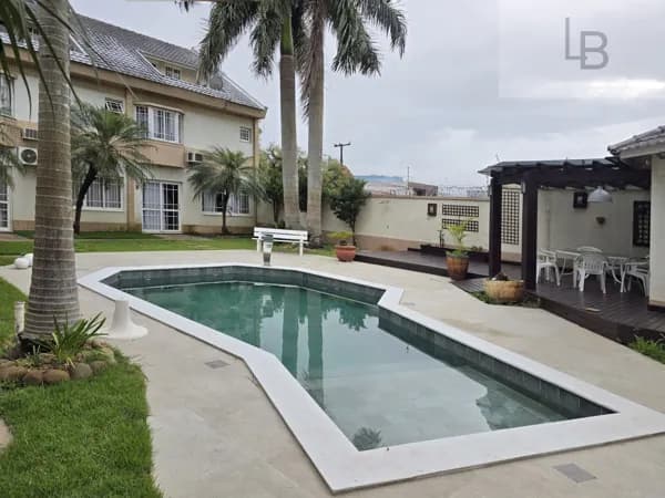Casa de Condomínio em Canoas - Centro
