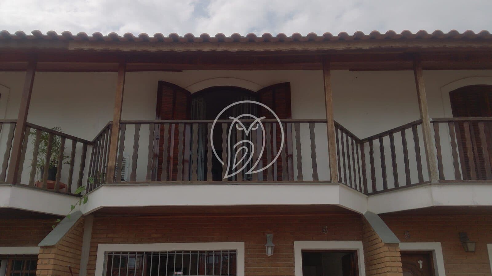 OPORTUNIDADE SOBRADO NA PRAIA DE CARAGUATATUBA 70 MTS DA PRAIA