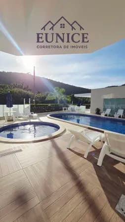 Apartamento com 3 dormitórios em Ingleses norte
